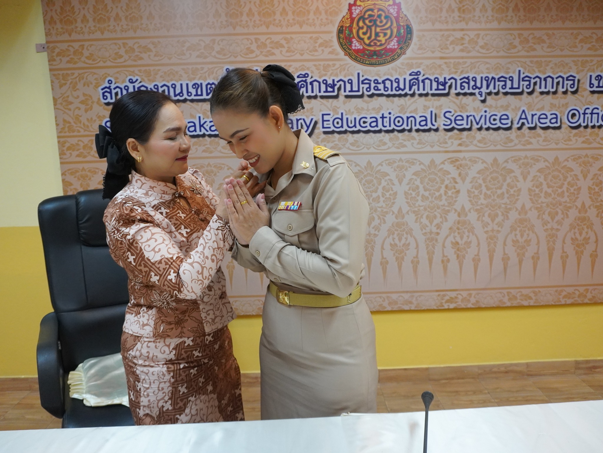ยินดีต้อนรับครูผู้ช่วยคนเก่งทั้ง 4 ท่าน (9)