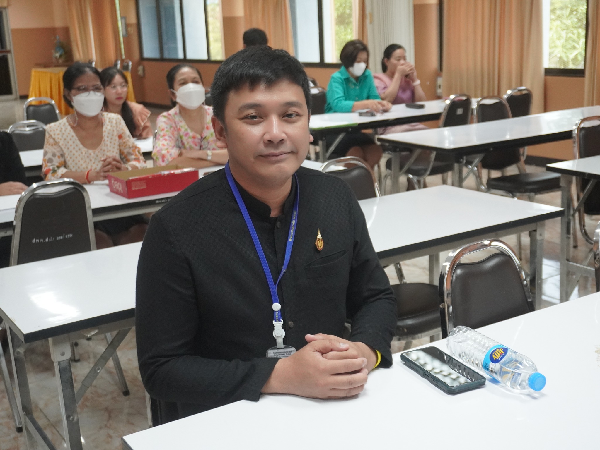 “ครูผู้ช่วย” (4)