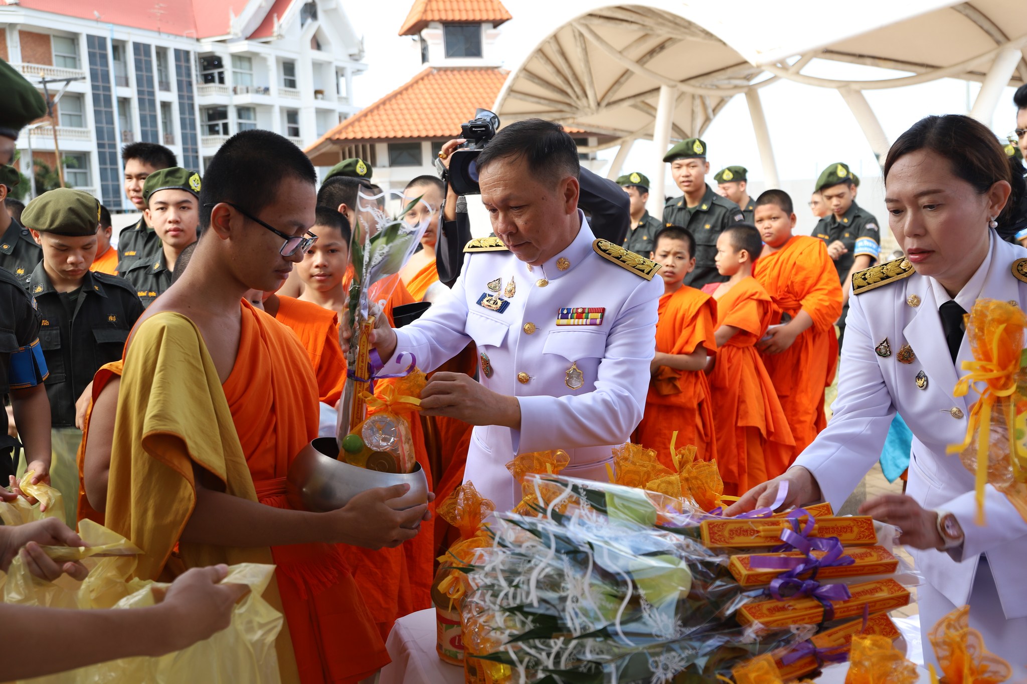 วันเฉลิมพระชนมพรรษา (1)