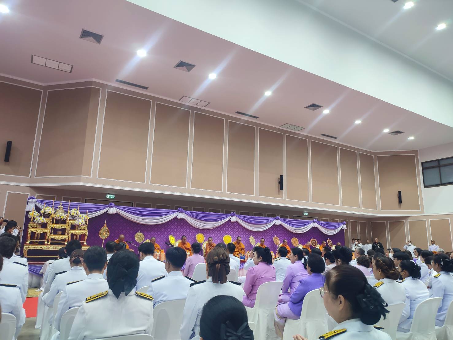 วันเฉลิมพระชนมพรรษา (15)