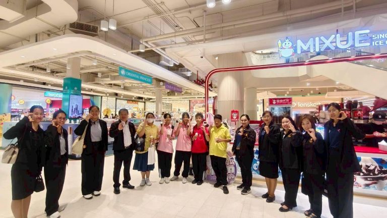 สพป.สมุทรปราการ เขต 1 ลงพื้นที่สร้างความปลอดภัย รับเทศกาลแห่งความรัก (1)